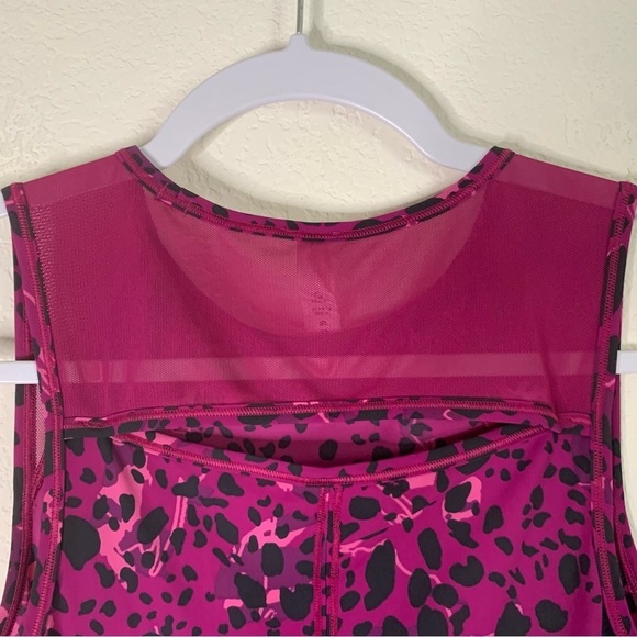 Lululemon womens sculpt tank purple animal printed athletic sleeveless top 4 NEW - Picture 8 of 8